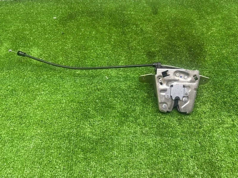 Замок багажника Mercedes-Benz GLA-class 2014 A2047400735 X156 270.920