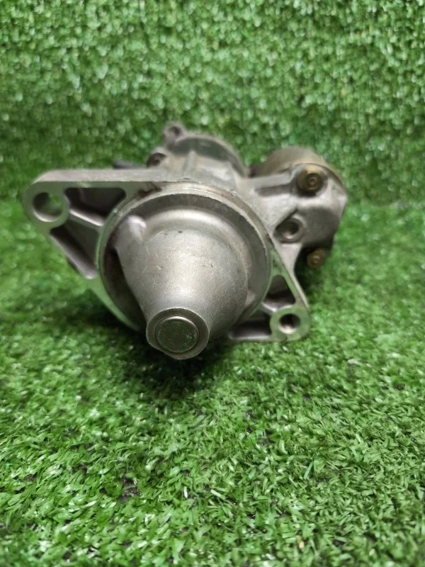 Стартер Toyota Corolla NZE121