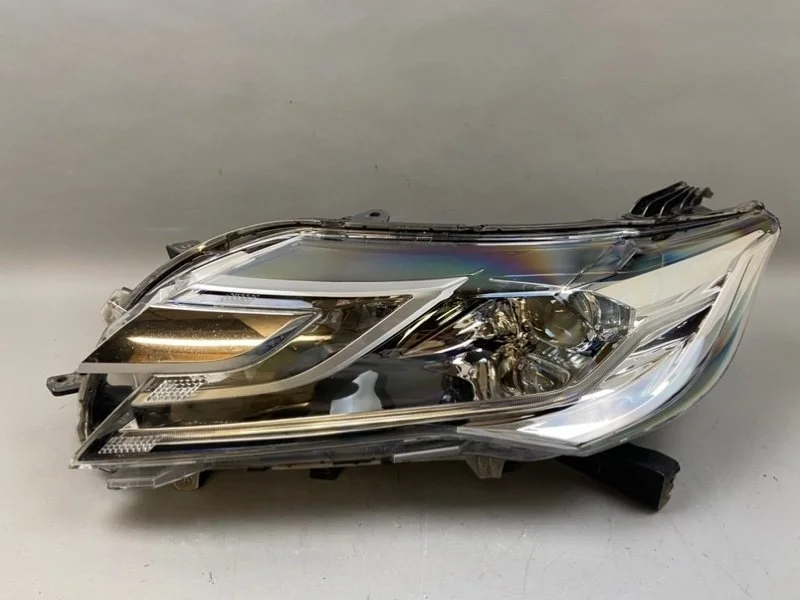 Фара Mitsubishi Pajero Sport 2015- 8301D665 3, левая