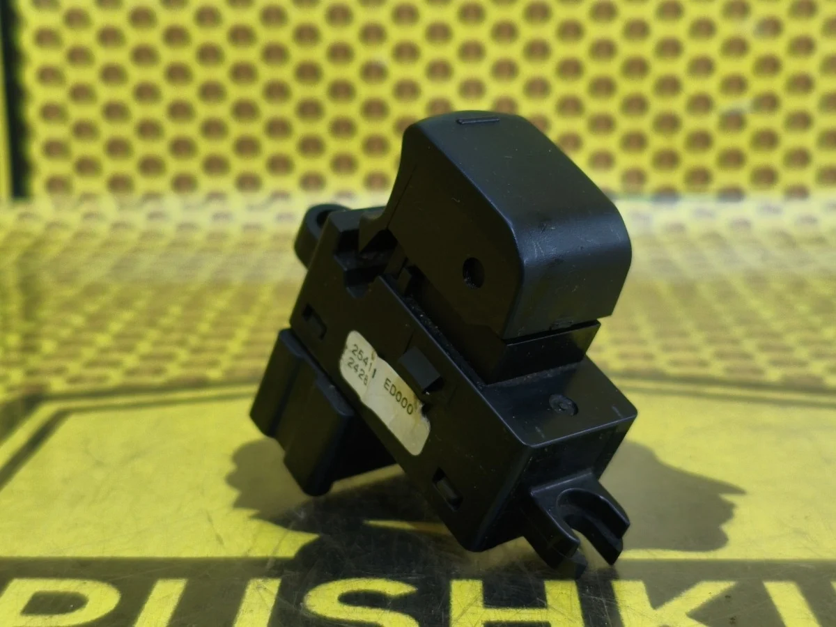 Кнопка стеклоподъемника Nissan Tiida 2008 25411ED000 C11 HR15DE, задняя левая