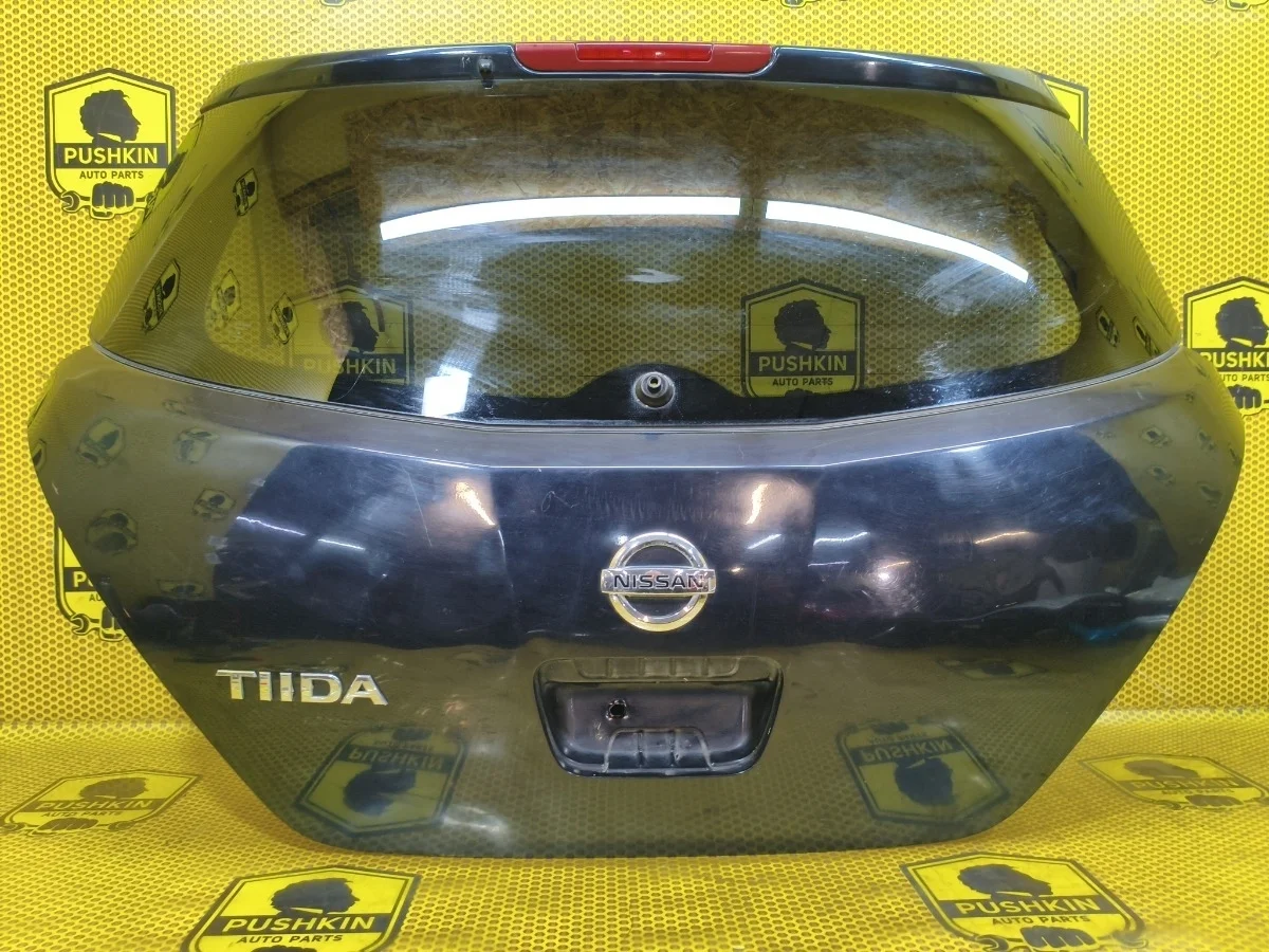 Крышка багажника Nissan Tiida 2008 K0100ED0MM C11 HR15DE