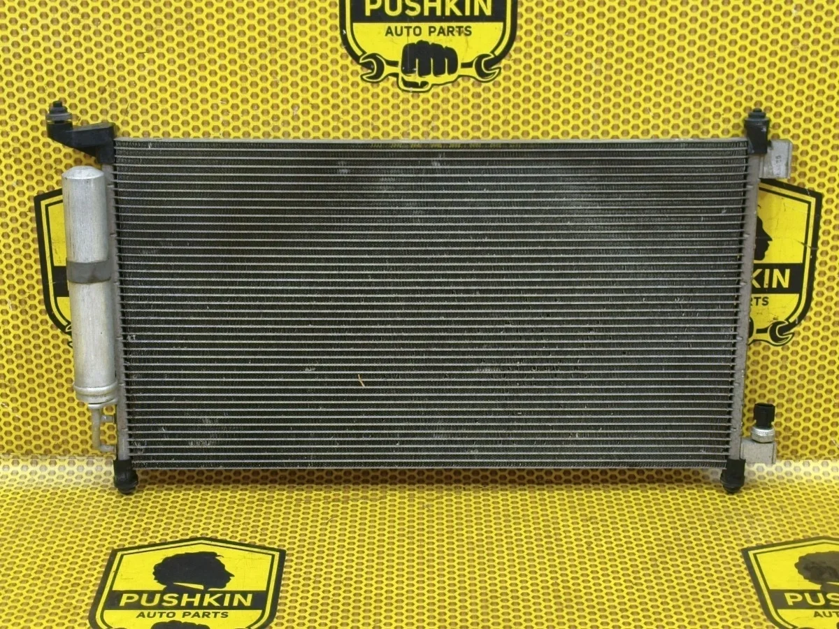 Радиатор кондиционера Nissan Tiida 2008 921001U600 C11 HR15DE