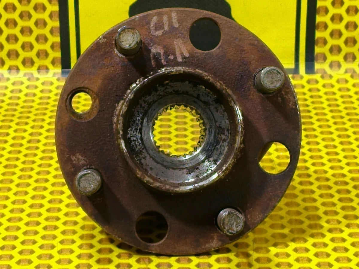 Ступица Nissan Tiida 2008 40202ED000 C11 HR15DE, передняя левая