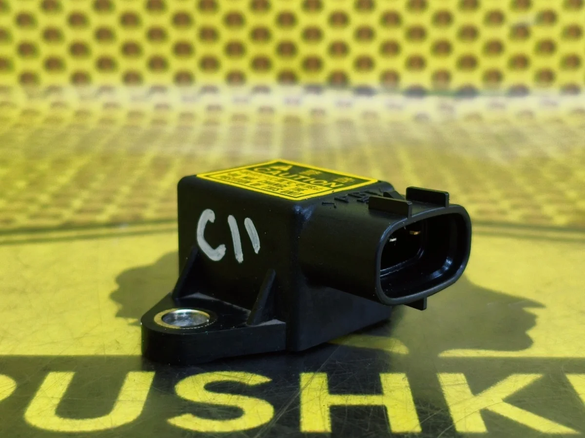 Датчик ускорения Nissan Tiida 2008 31955EU50B C11 HR15DE