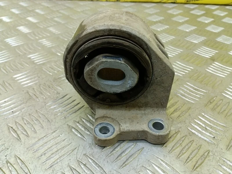 Подушка АКПП Land Rover Discovery V (2016-Н.в.) 2018 LR092039 3.0 D 30DDTX