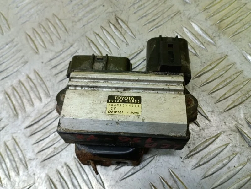 Блок управления форсунками Toyota Land Cruiser Prado 150 (2009-2023) 2011 8958060050 ВНЕДОРОЖНИК 4.0 I 1GRFE