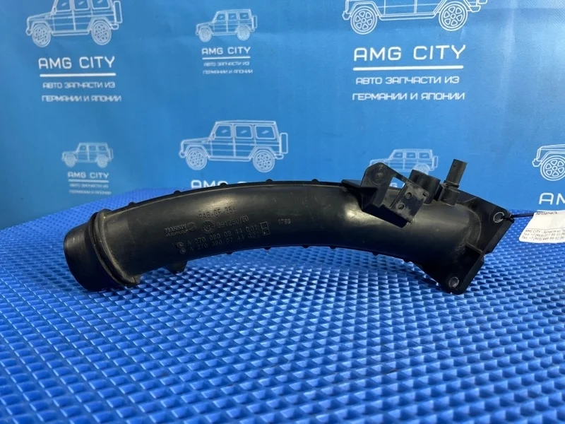 Патрубок интеркулера Mercedes-Benz A-Class 2014 A2700900844 W176 М270910