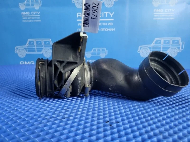 Патрубок интеркулера Mercedes-Benz C-Class A2710940682 W203 M271820