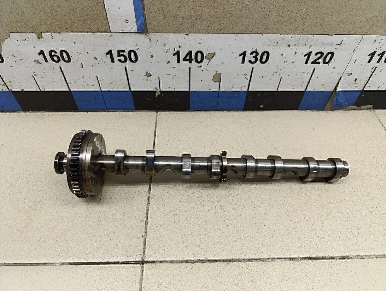 Распредвал впускной Passat [B6] 2005-2010
