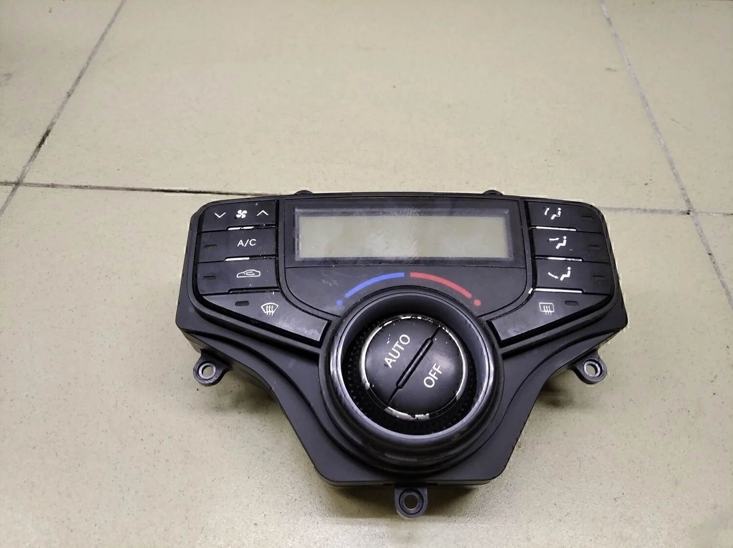 Блок управления климатической установкой i30 2007-2012