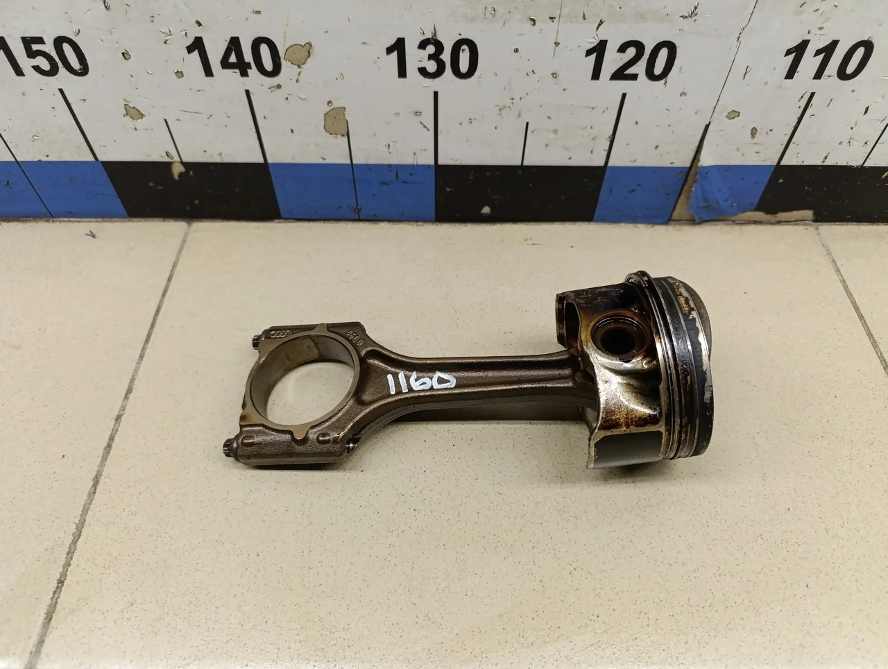 Поршень с шатуном Octavia (A5 1Z-) 2004-2013