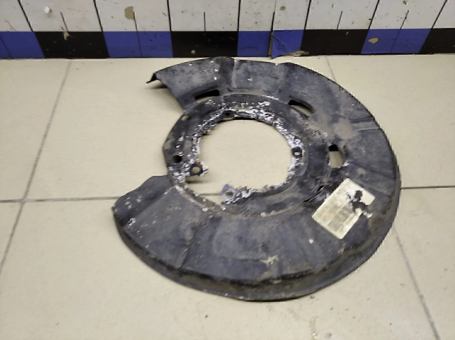 Пыльник тормозного диска 3-серия E90/E91 2005>