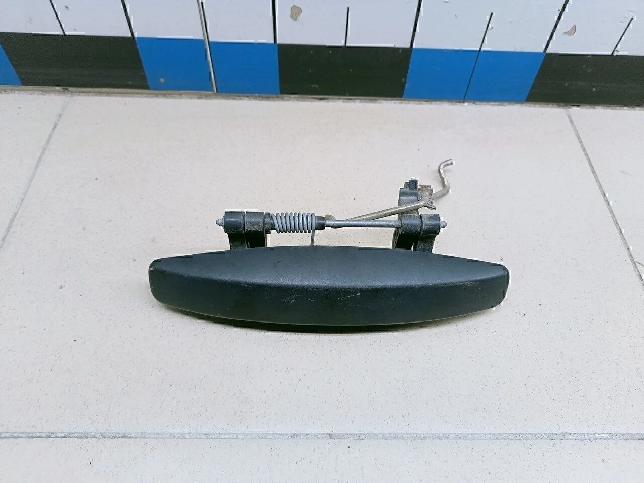 Ручка двери наружная левая Duster 2012>