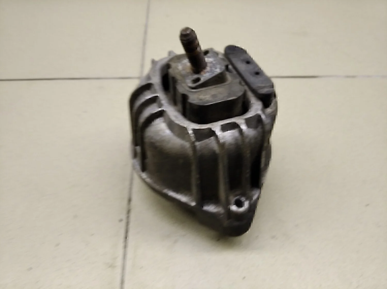 Опора двигателя 3-серия E90/E91 2005>