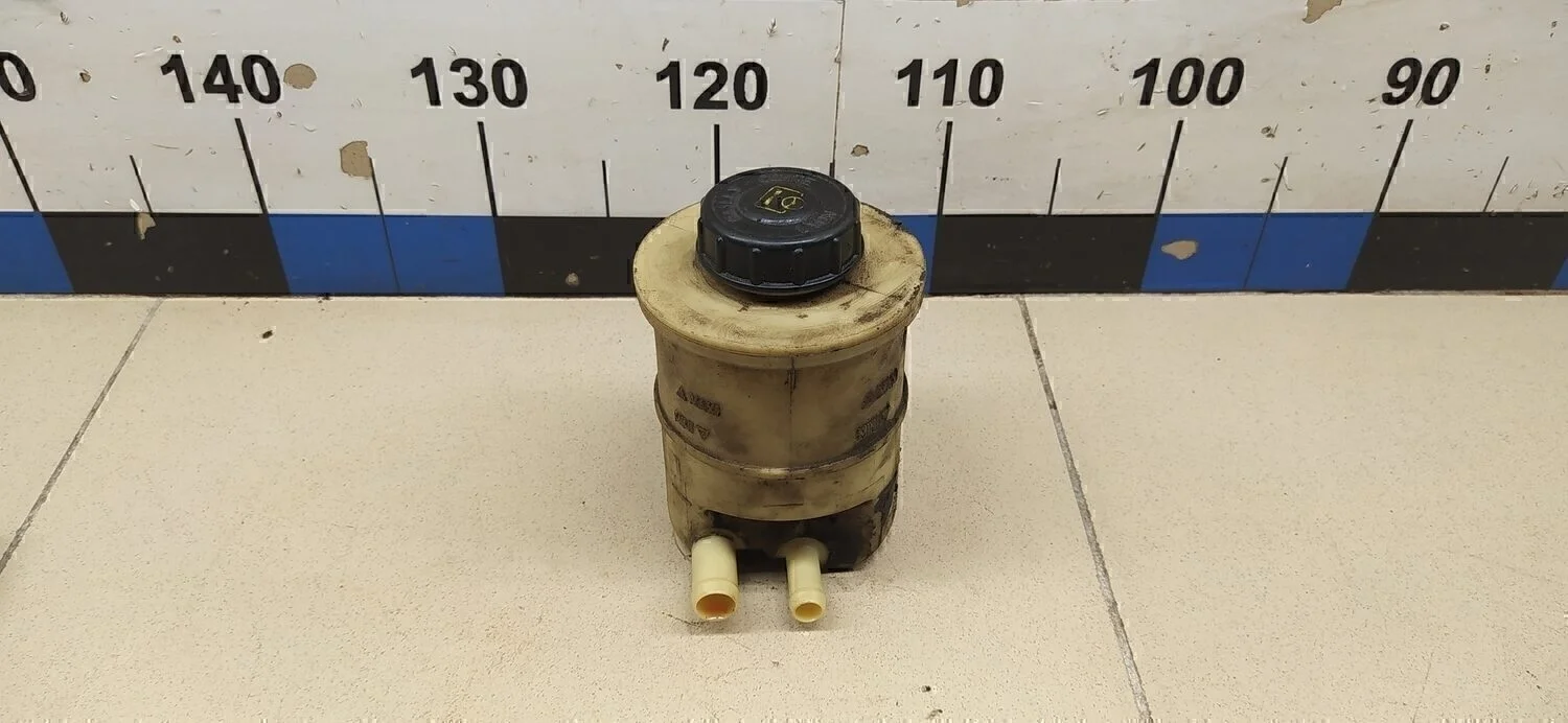 Бачок гидроусилителя Clio/Symbol 1998-2008