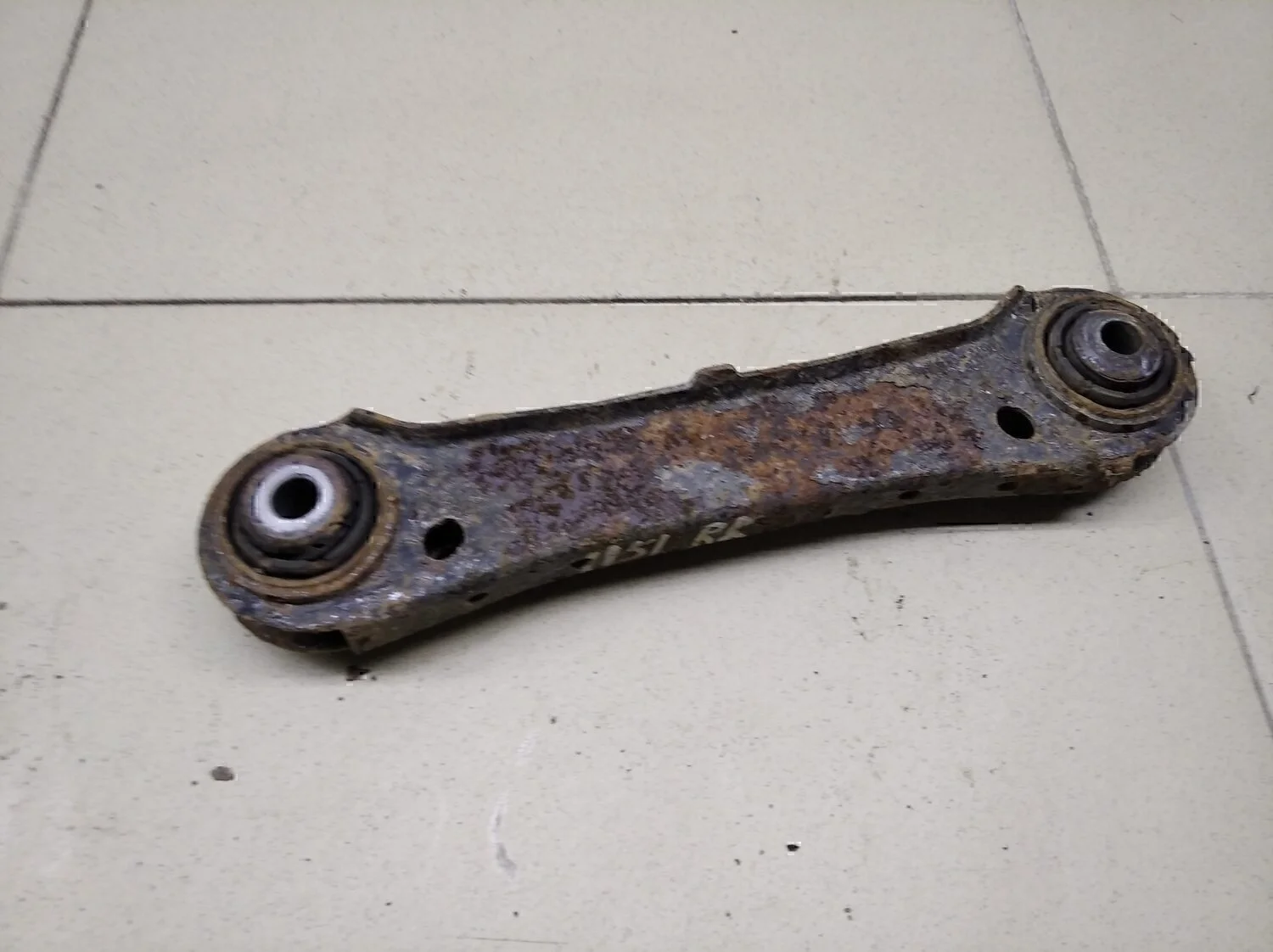 Рычаг задний верхний 3-серия E90/E91 2005>