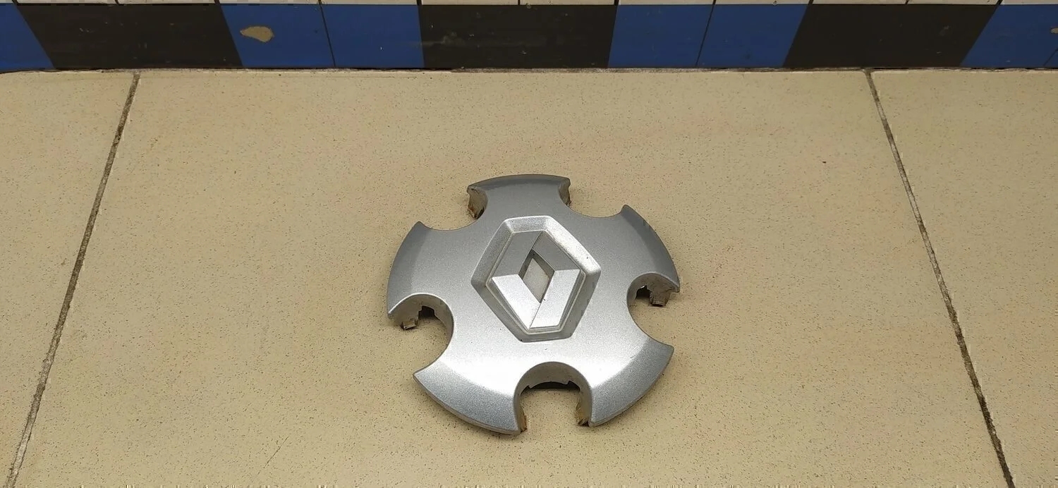 Колпак декоративный Duster 2012>