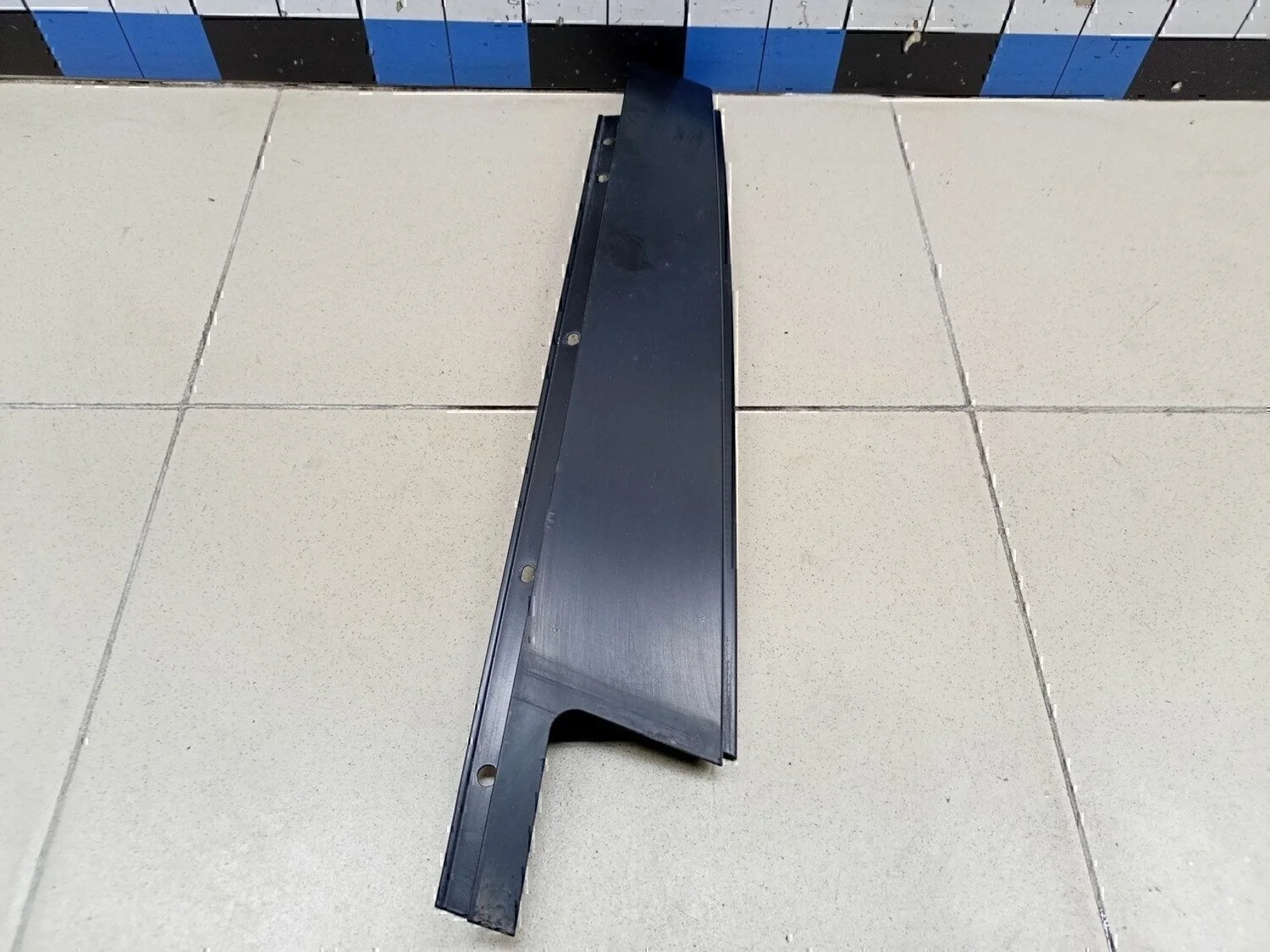 Накладка двери задней правой 3-серия E90/E91 2005>