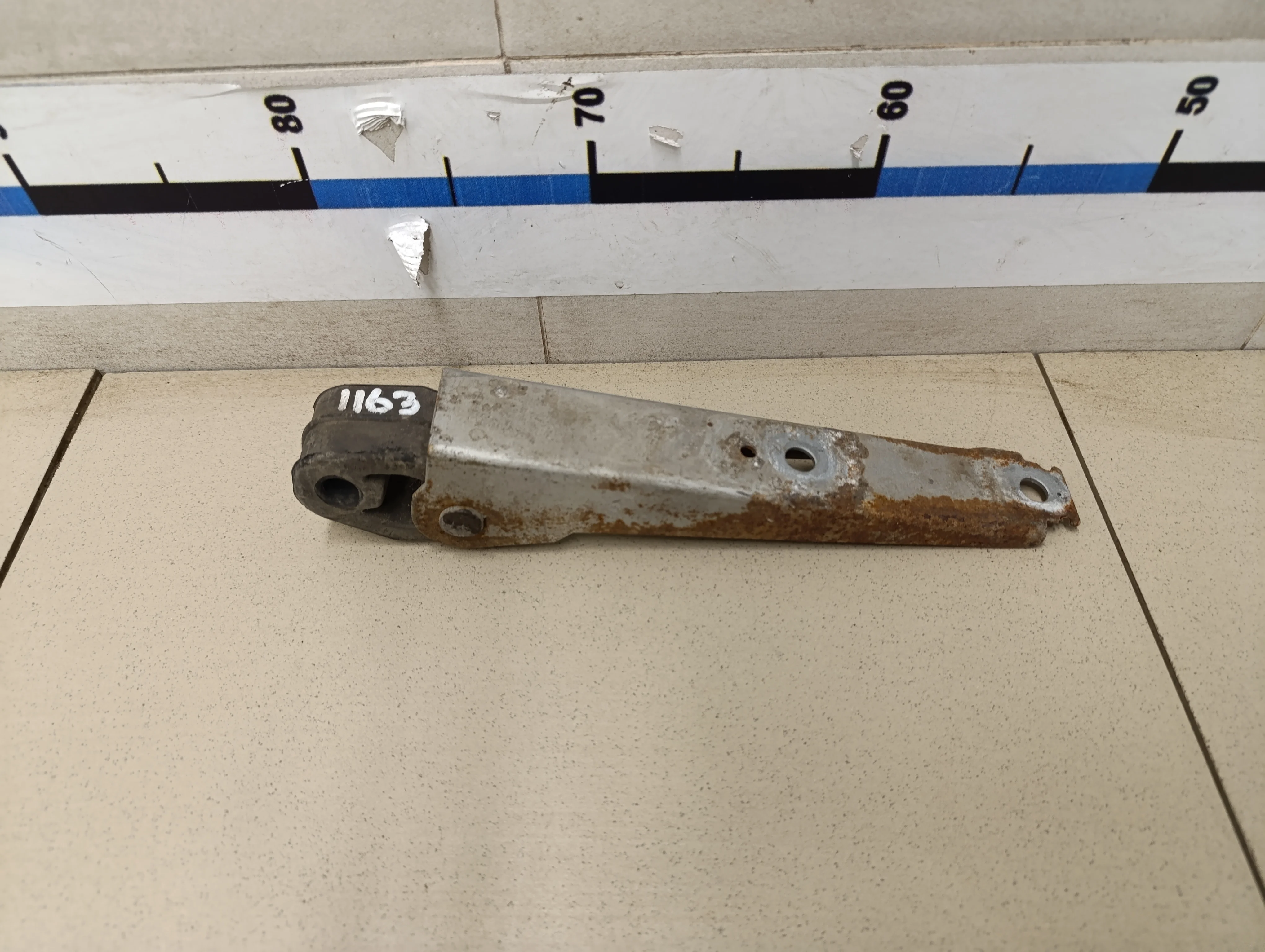 Кронштейн опоры двигателя Fabia 2007-2015