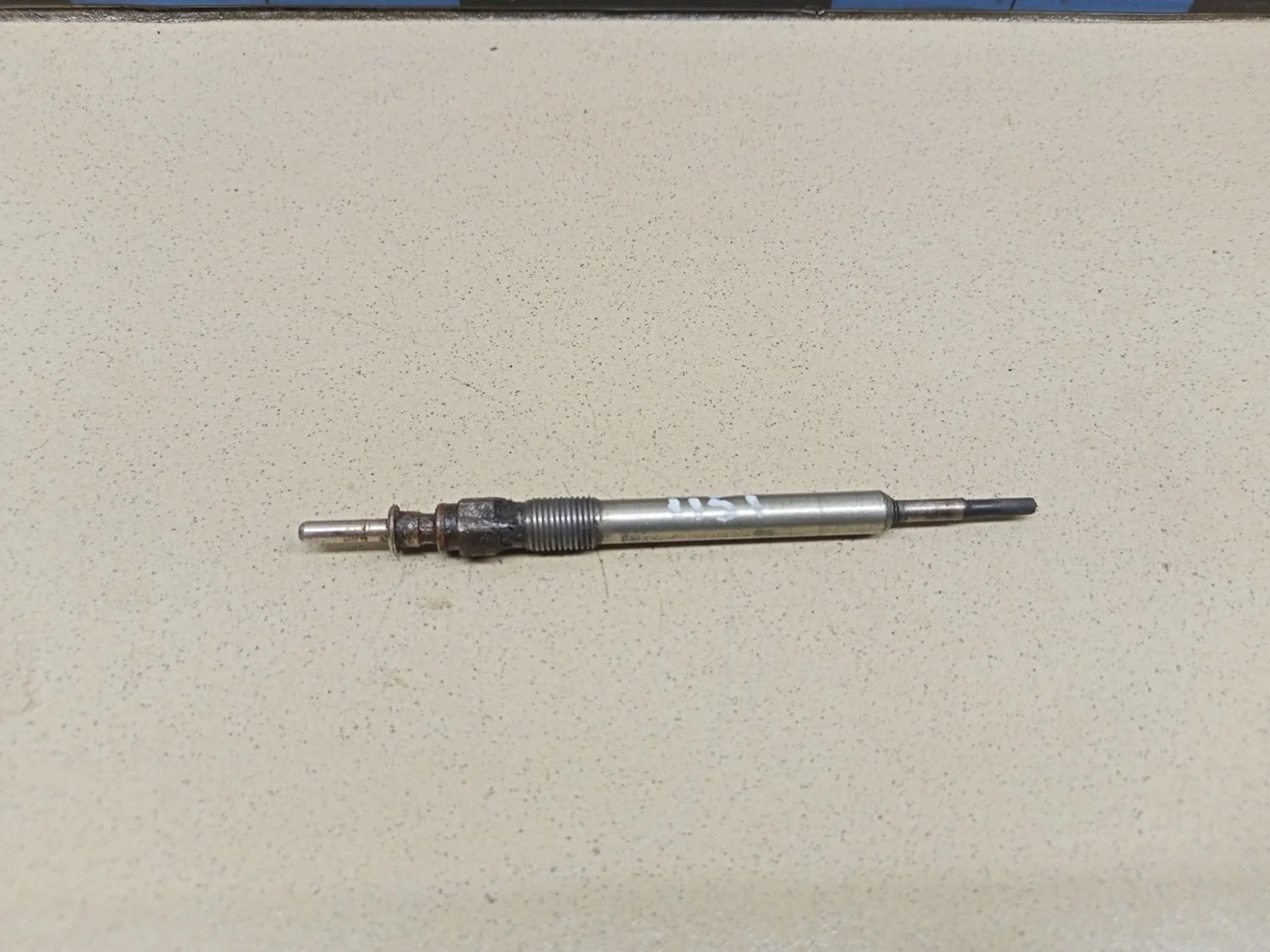 Свеча накаливания 1-серия E87/E81 2004>