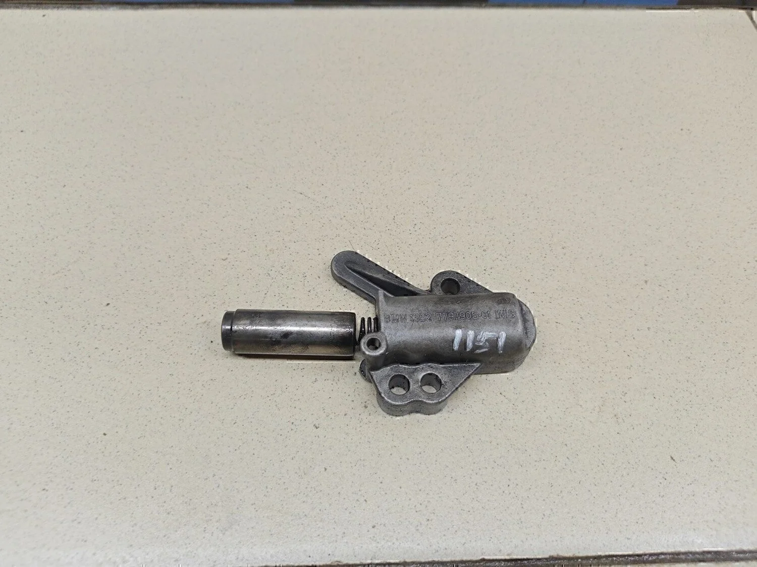 Натяжитель цепи 1-серия E87/E81 2004>