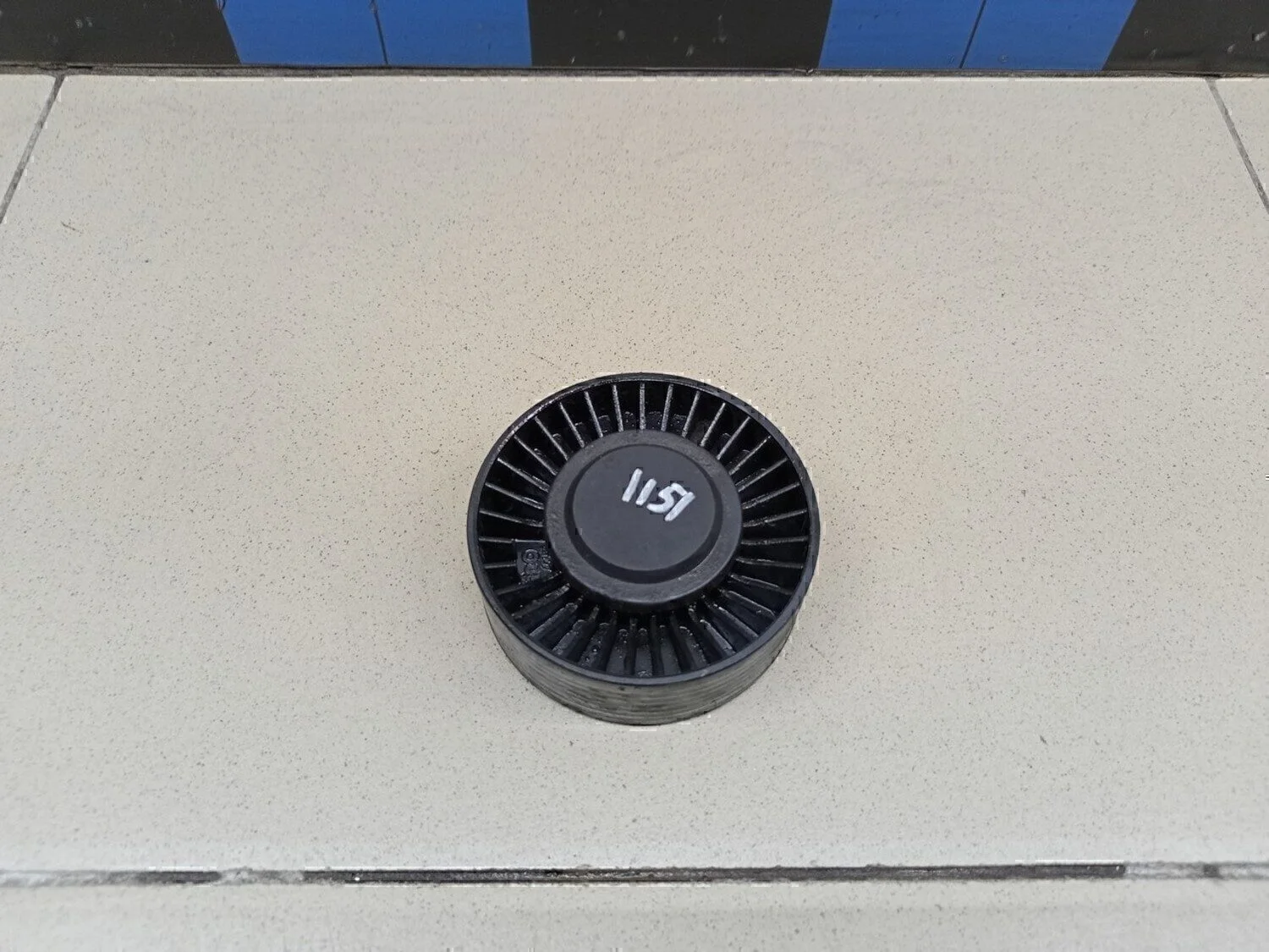 Ролик-натяжитель ручейкового ремня 3-серия E90/E91 2005>