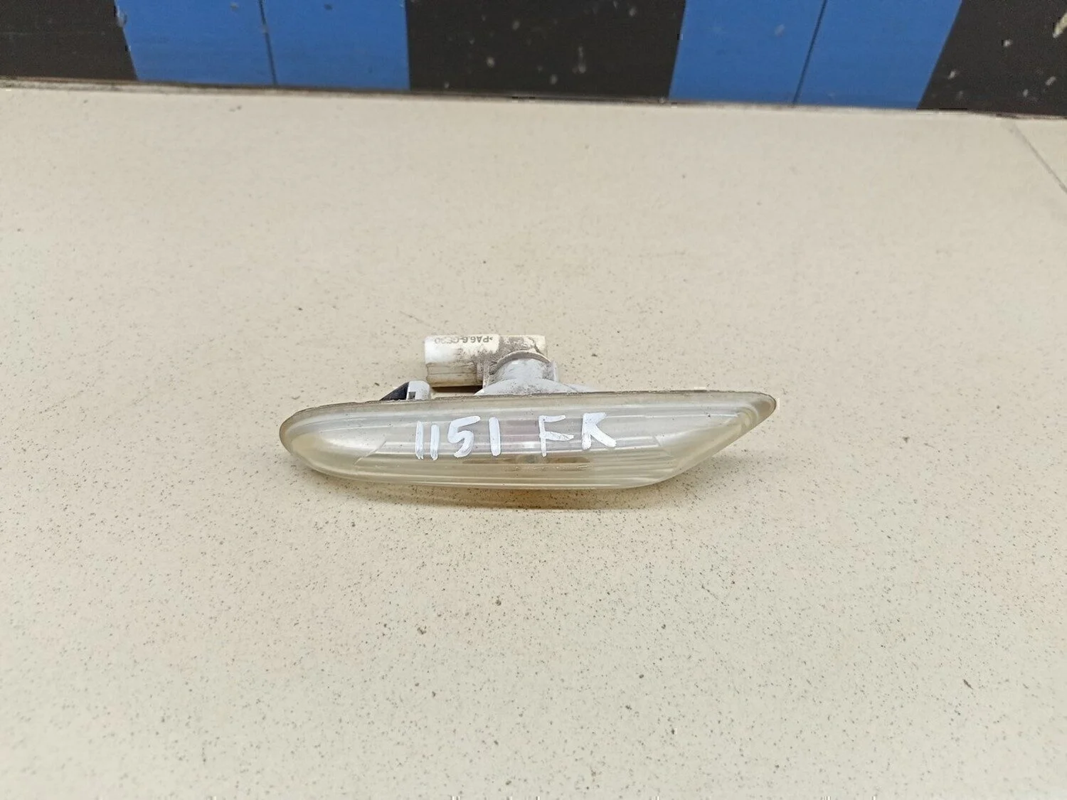 Повторитель на крыло правый белый 1-серия E82/E88 2006>