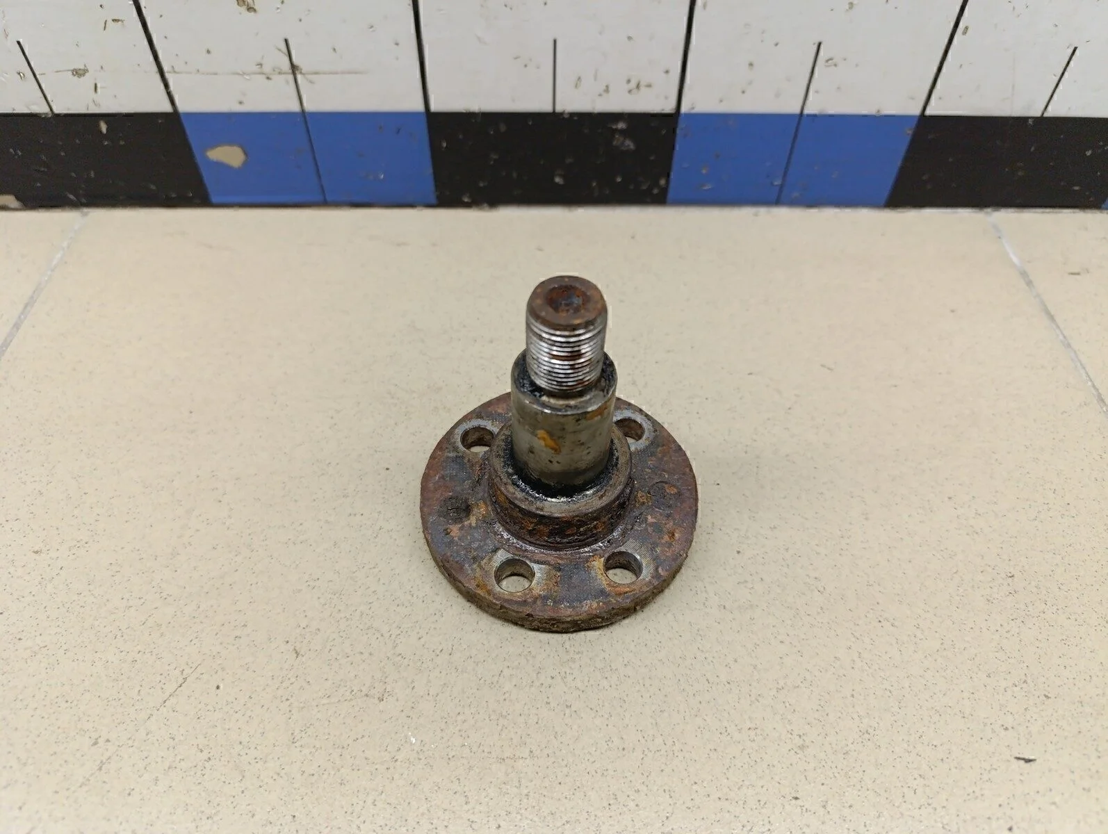 Цапфа (п.з.к.)  Fabia 1999-2006