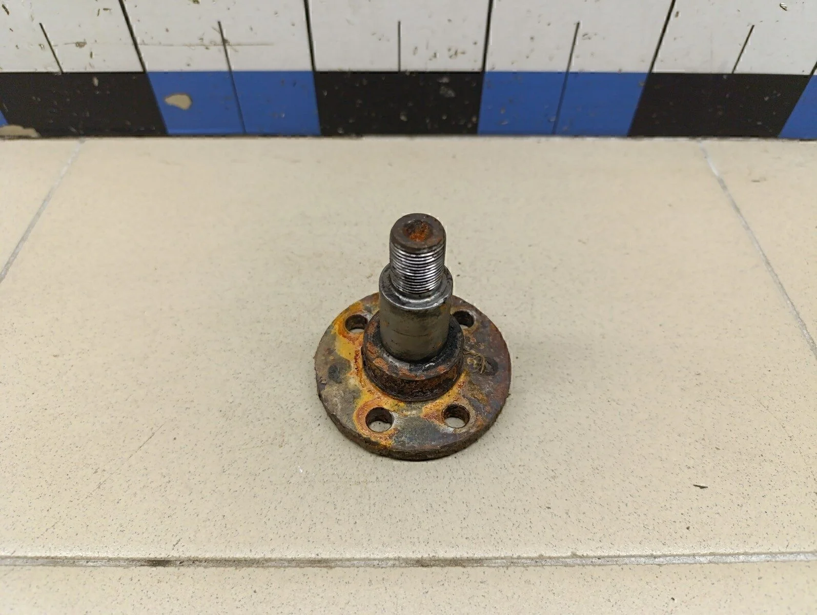 Цапфа (п.з.к.)  Fabia 1999-2006