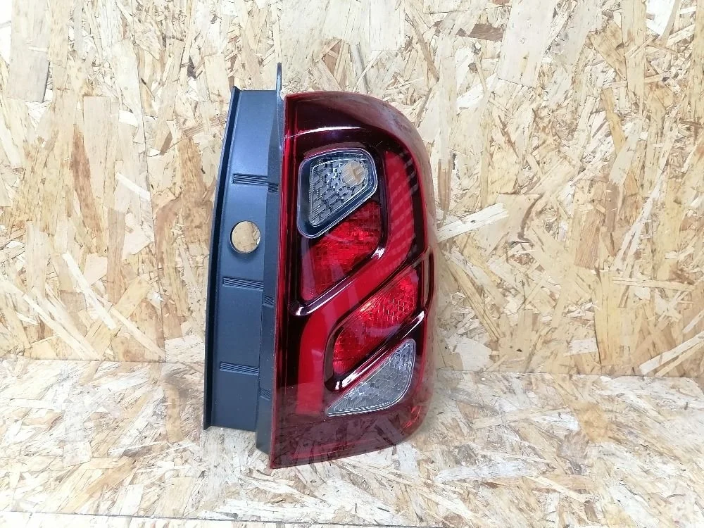 Фонарь зад. прав. Renault Duster I рестайлинг (2015—2021)