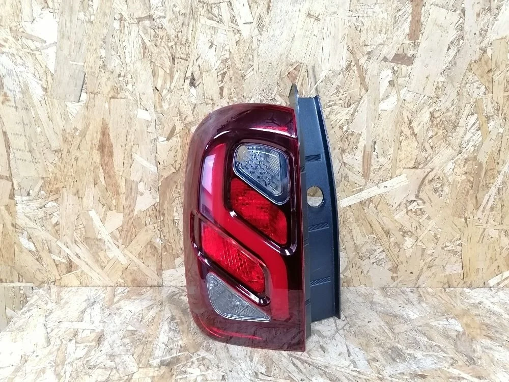 Фонарь зад. лев. Renault Duster I рестайлинг (2015—2021)