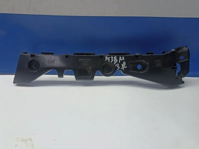 Кронштейн бампера Mazda Mazda 3 2013-2018 BHN1502H1 BM, задний правый