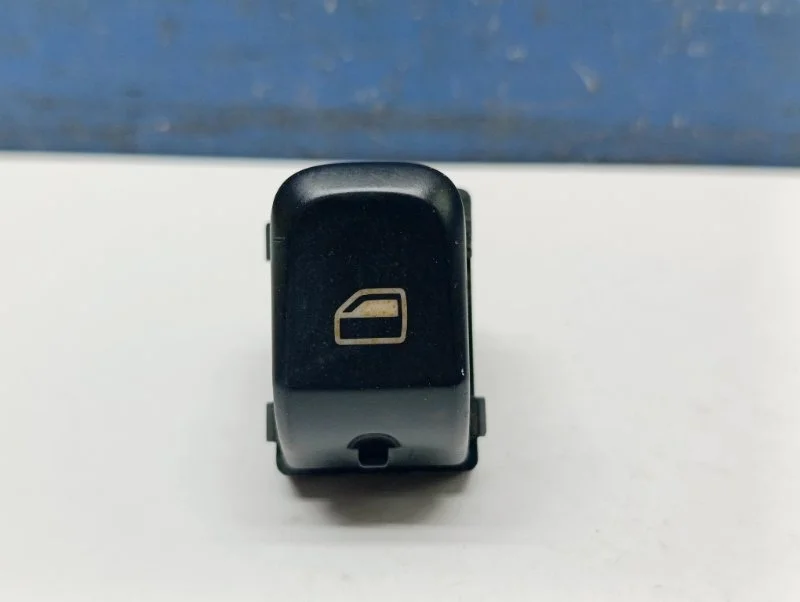 Кнопка стеклоподъемника Audi Q5 2008-2017 8K0959855AV10 8R