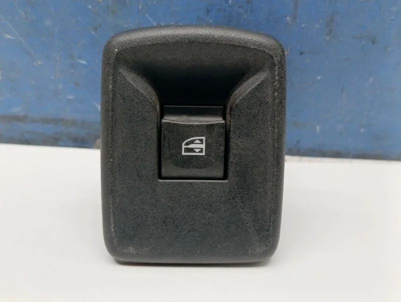 Кнопка стеклоподъемника Renault Sandero 2 с 2014- 254218614R, задняя левая