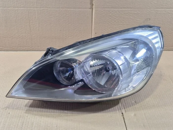 Фара леавя Volvo S60 II (2010—2013)