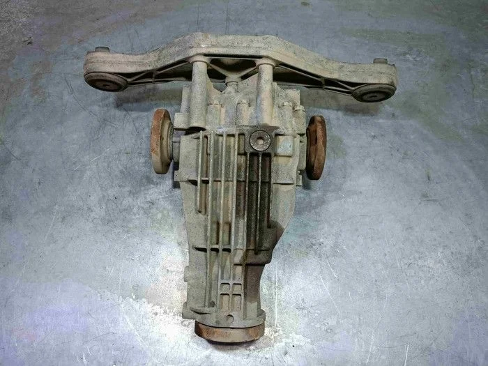 Редуктор заднего моста Audi A8 D3 (2002—2005)