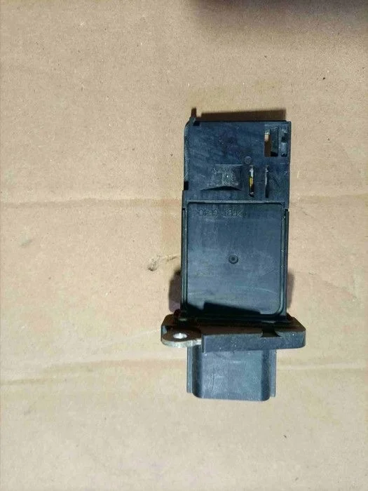 ДМРВ Nissan Pathfinder III (2004—2010)