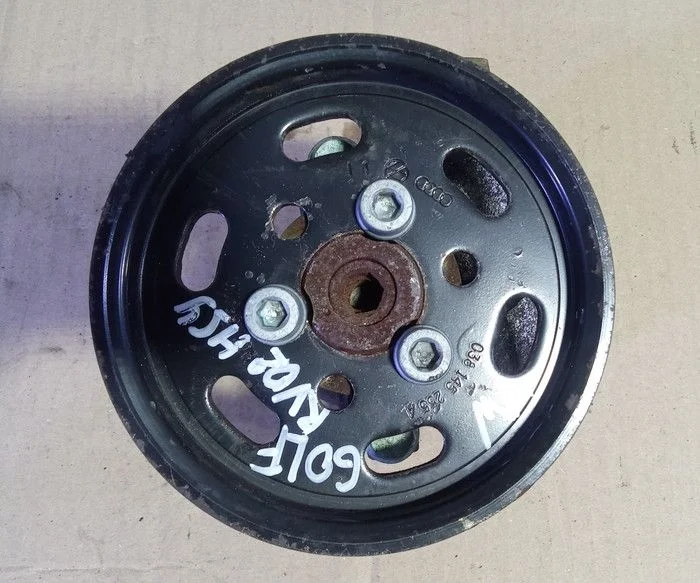 Насос гидроусилителя Volkswagen Golf Mk4 (1997—2006)