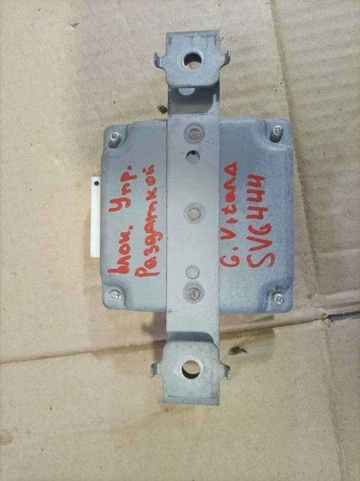 Блок управления раздаточной коробкой Suzuki Grand Vitara II (2005—2008)