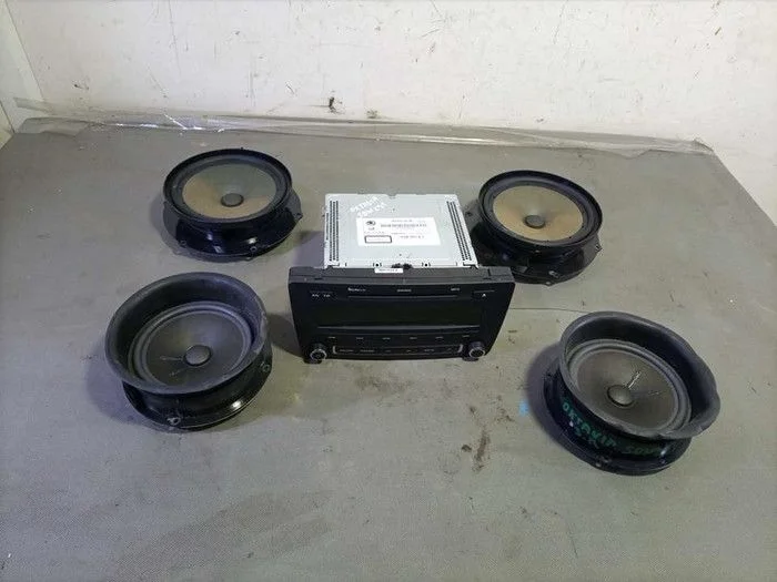 Магнитола Skoda Octavia II рестайлинг (2008—2013)