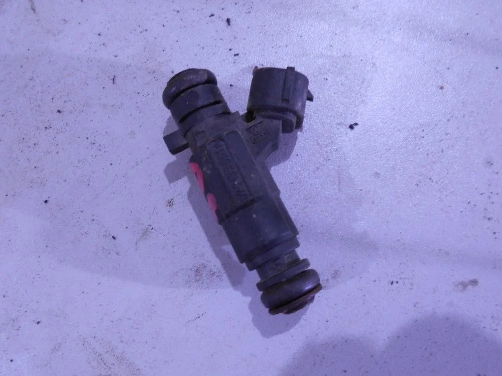 инжектор, форсунка Audi A8 D3 (2002—2005)