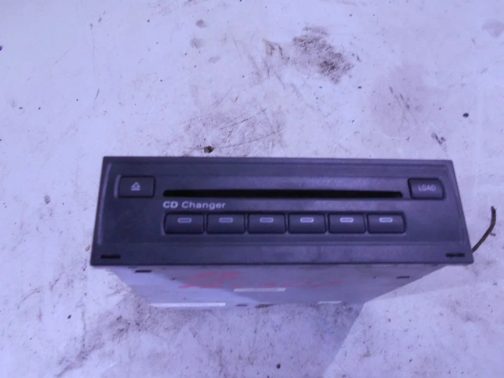 Ченджер компакт дисков Audi A8 D3 (2002—2005)