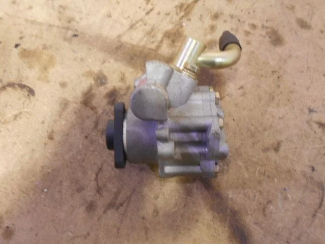 Насос гидроусилителя Chery M11 (A3) A3 (2010—2015)