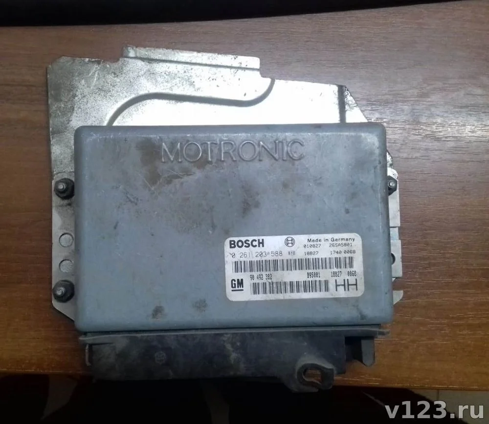 Блок управления двигателем Opel Omega B (1994—1999)