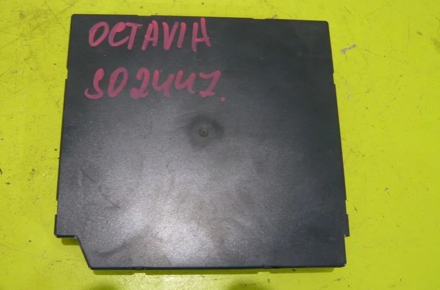 Блок комфорта Skoda Octavia II рестайлинг (2008—2013)
