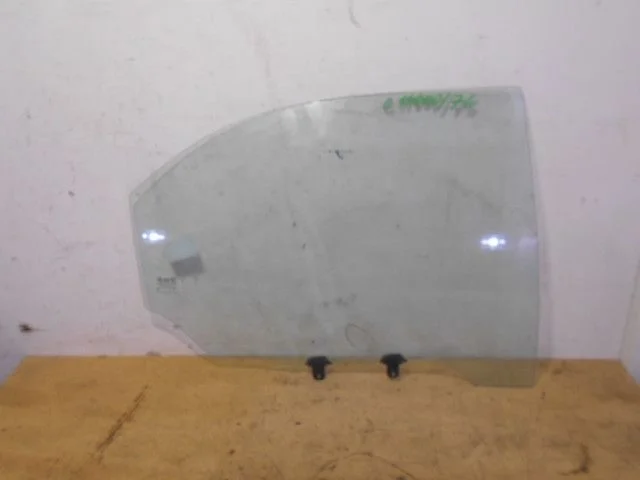 Стекло двери задней правой Hyundai Sonata IV рестайлинг (2001—2012)