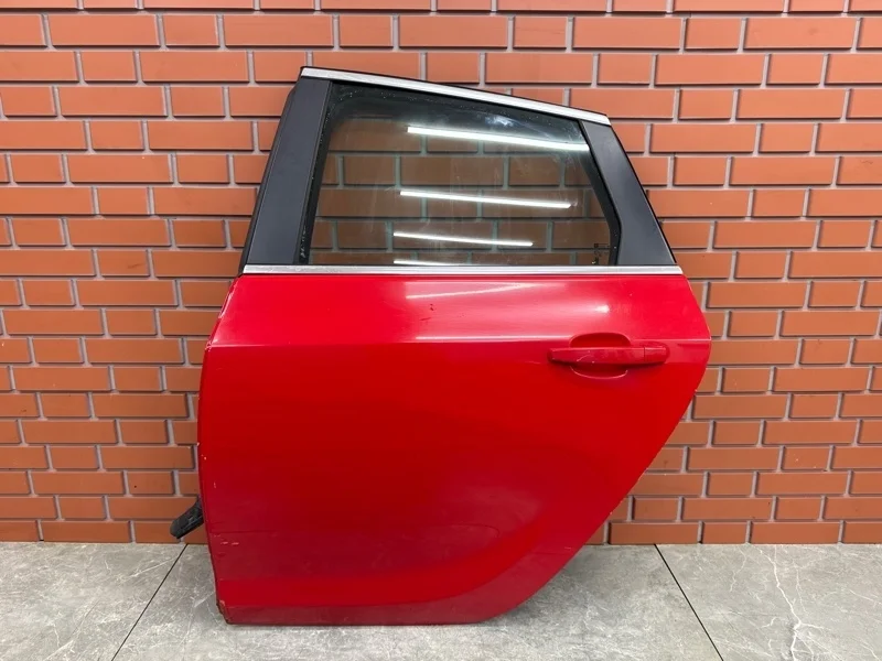 Дверь Opel Astra 2011 13270584 J 1.6 A16XER, задняя левая