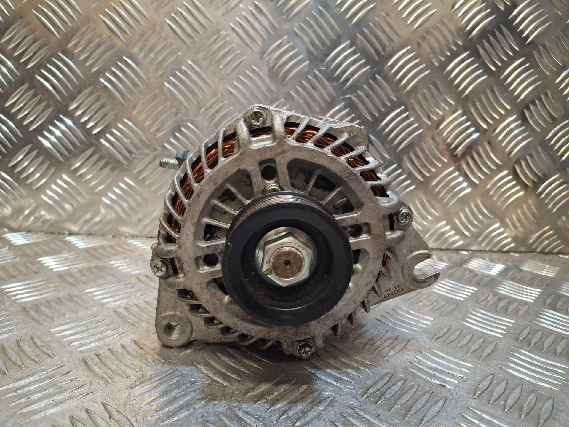 генератор Mazda CX-9 TB