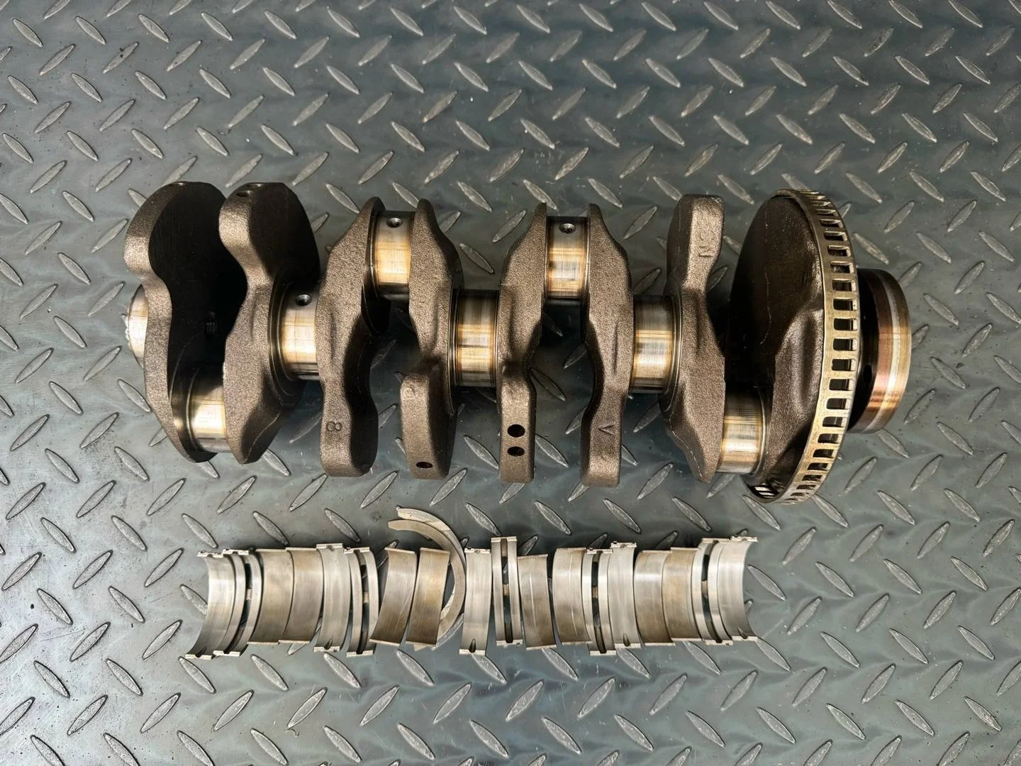 коленвал Audi A4 B8/8K