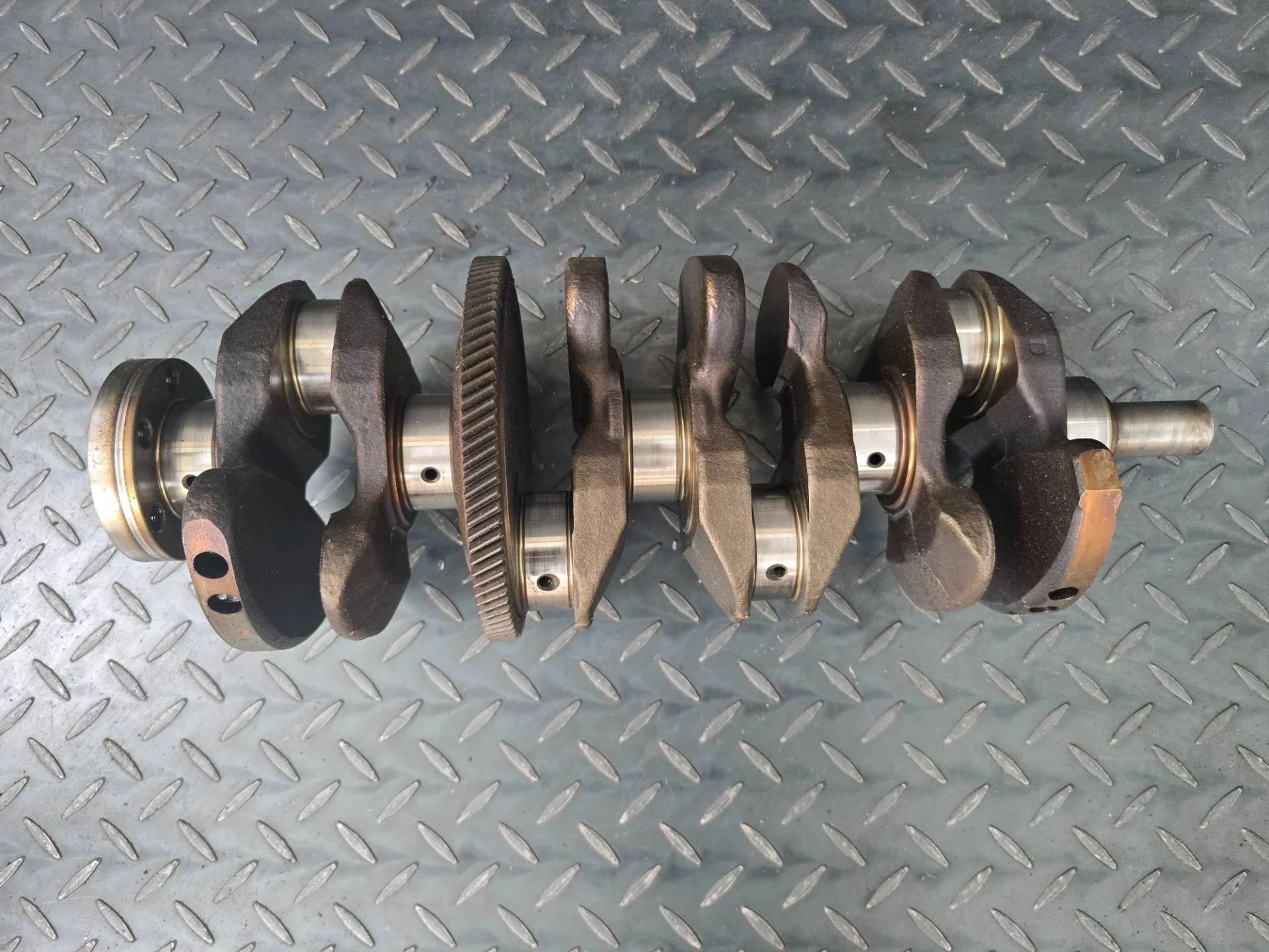 коленвал Mazda CX-7